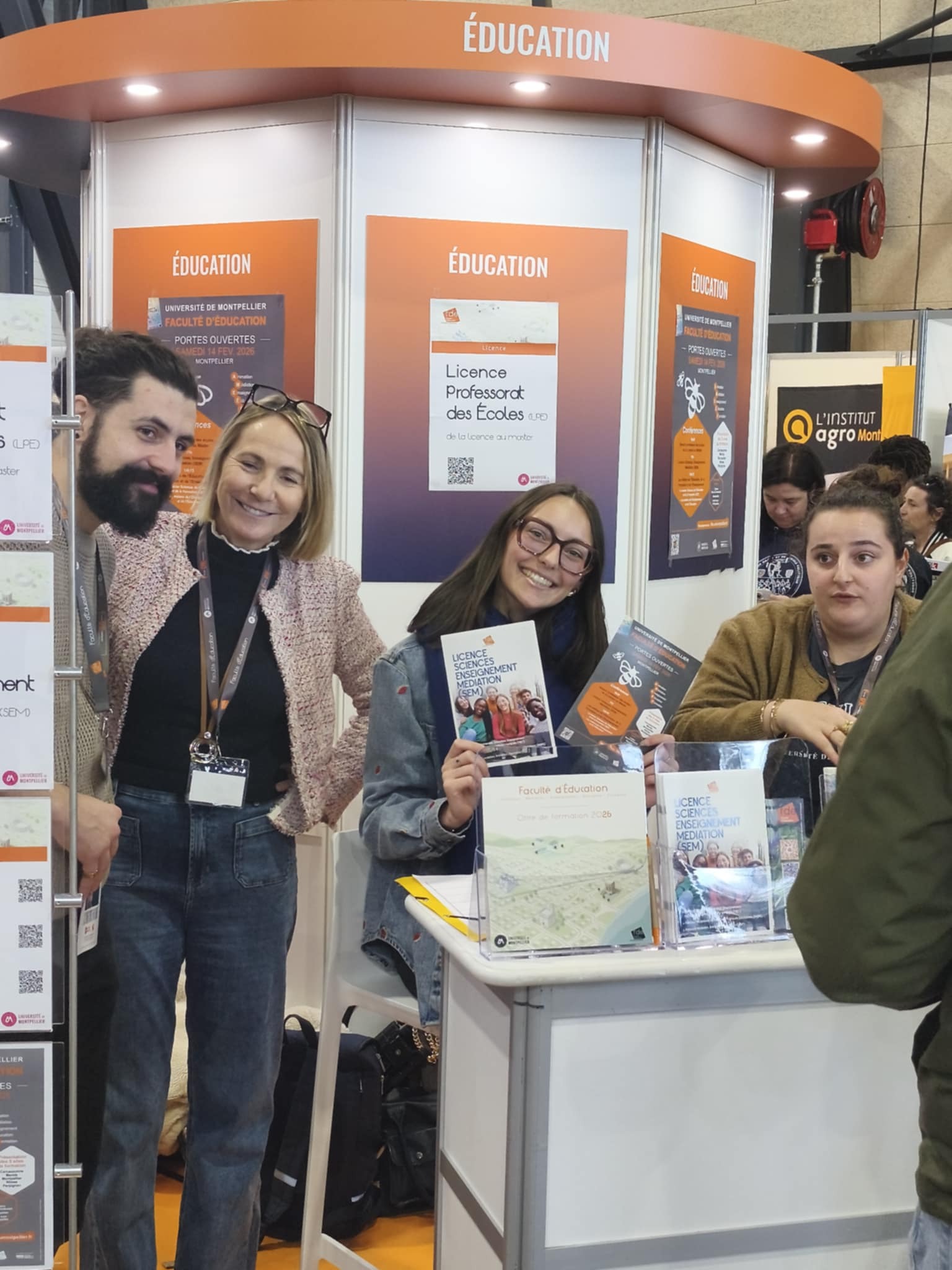 e6dcbd7c-a768-4316-ac14-28c6ee523d1b